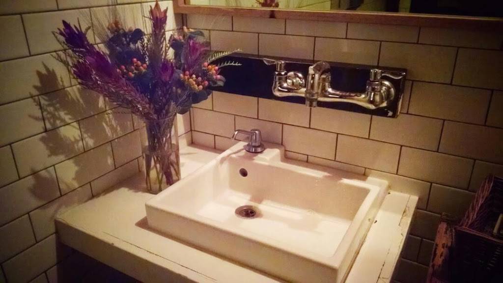 Mill Valley Beerworks | restaurant | 173 Throckmorton Ave, Mill Valley, CA 94941, USA | 4158888218 OR +1 415-888-8218