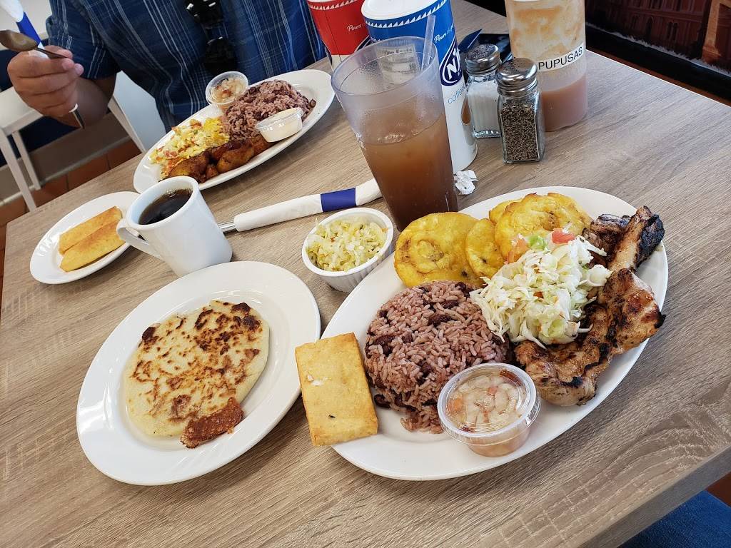 Daysis Gusto | restaurant | 625 S Riverside Ave I, Rialto, CA 92376, USA | 9099905758 OR +1 909-990-5758