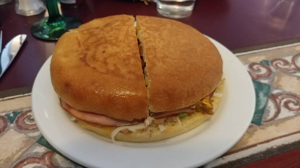 Julios Mexican Grill & Cantina | restaurant | 535 Zerex St, Winter Park, CO 80482, USA | 9703637083 OR +1 970-363-7083