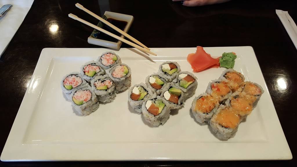Osaka Sushi & Hibachi | restaurant | 3150 Navarre Ave, Oregon, OH 43616, USA | 4196972669 OR +1 419-697-2669