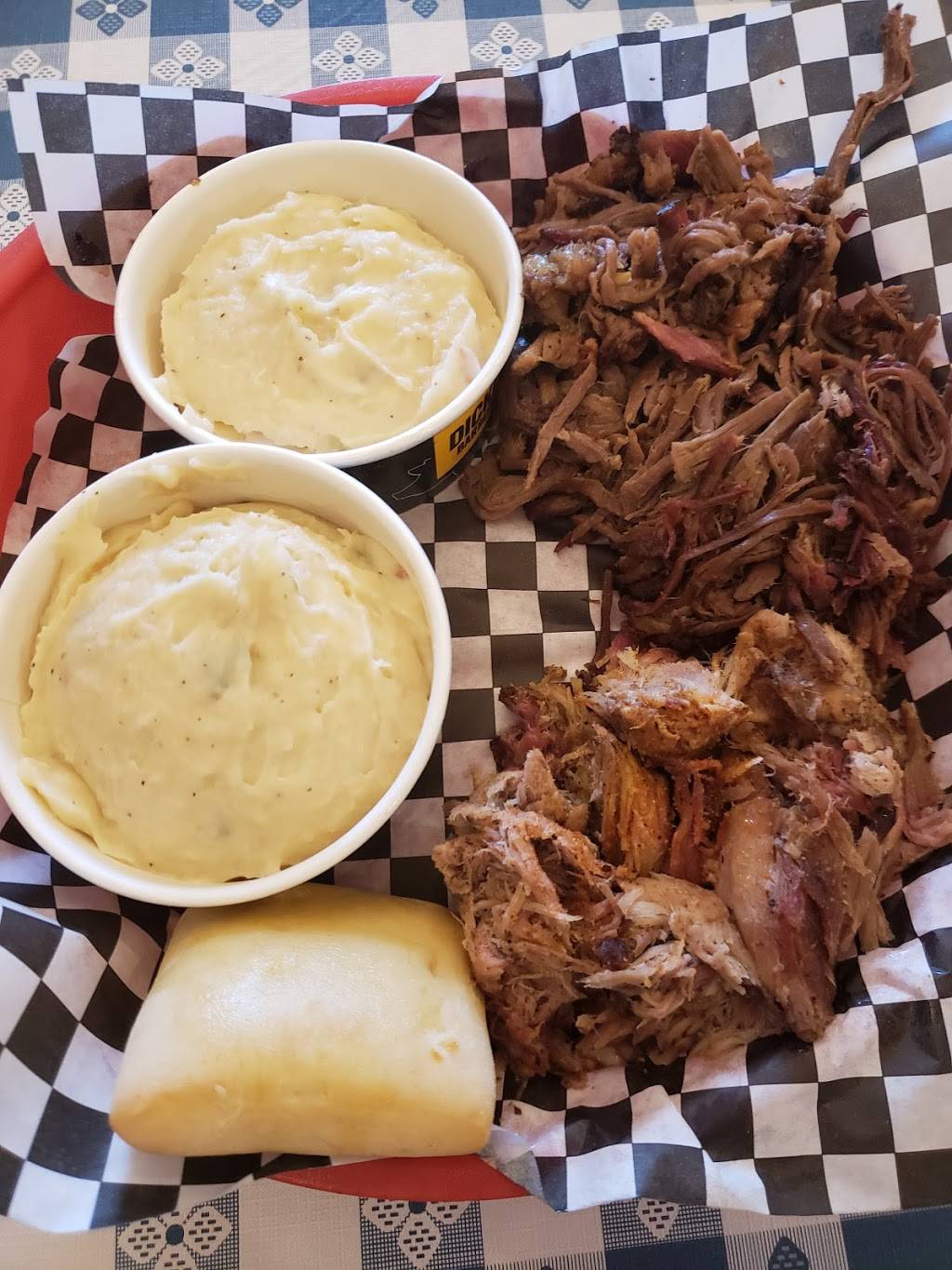 Dickeys Barbecue Pit | restaurant | 21109 WA-410 E Ste, Bonney Lake, WA 98391, USA | 2538620425 OR +1 253-862-0425