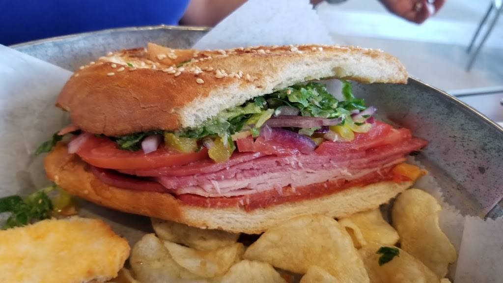 The Crust Pizza | restaurant | 875 Vanderbilt Beach Rd, Naples, FL 34108, USA | 2392448488 OR +1 239-244-8488