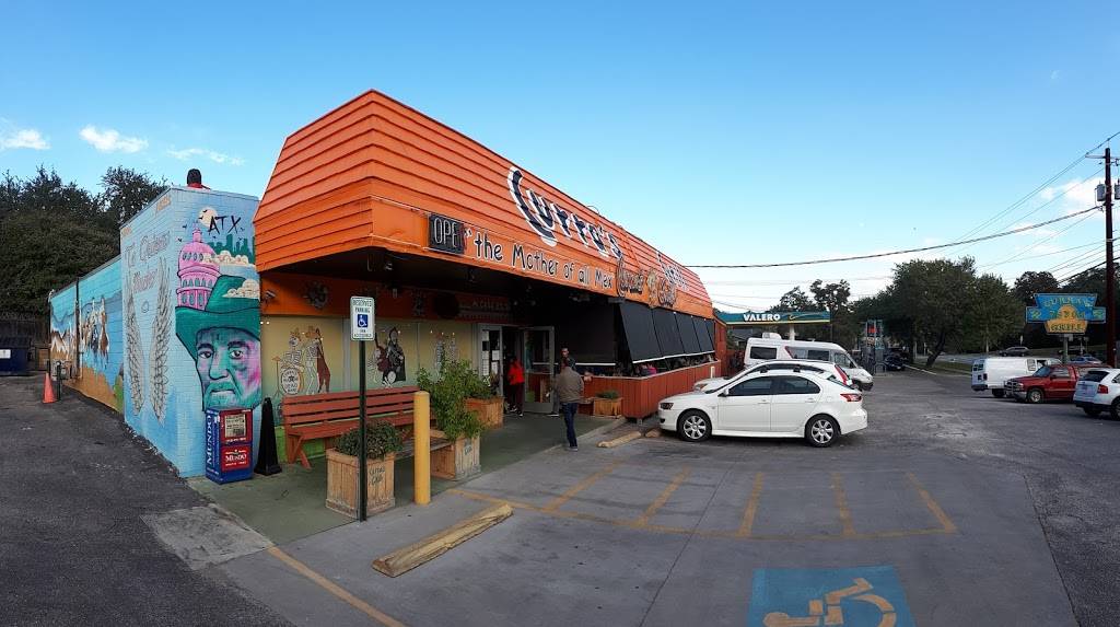 Curras Grill | restaurant | 614 E Oltorf St, Austin, TX 78704, USA | 5124440012 OR +1 512-444-0012