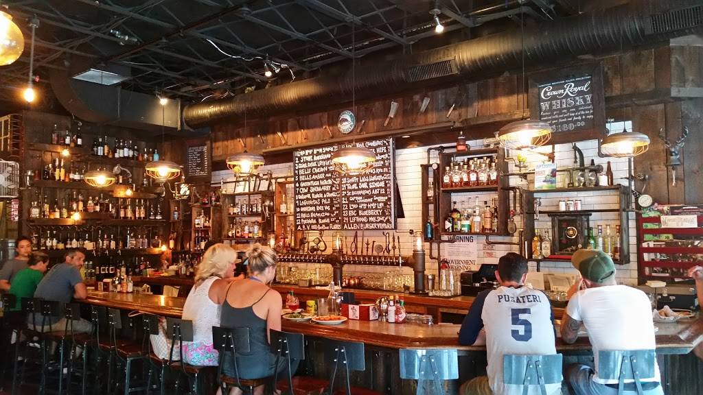 Allen Burger Venture | restaurant | 175 Allen St, Buffalo, NY 14201, USA | 7167680386 OR +1 716-768-0386