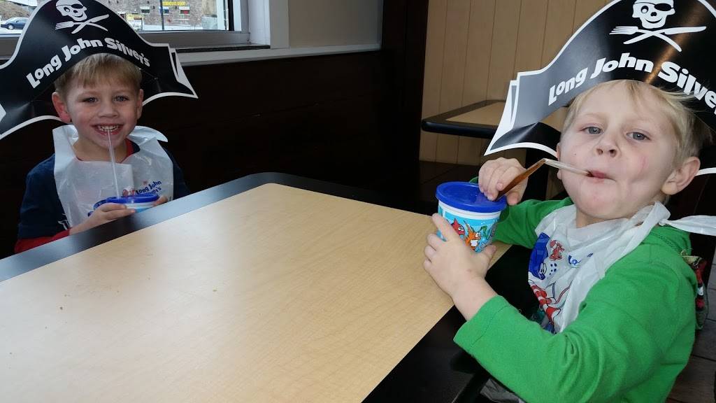 Long John Silvers | restaurant | 870 S Jefferson Ave, Cookeville, TN 38501, USA | 9315282215 OR +1 931-528-2215