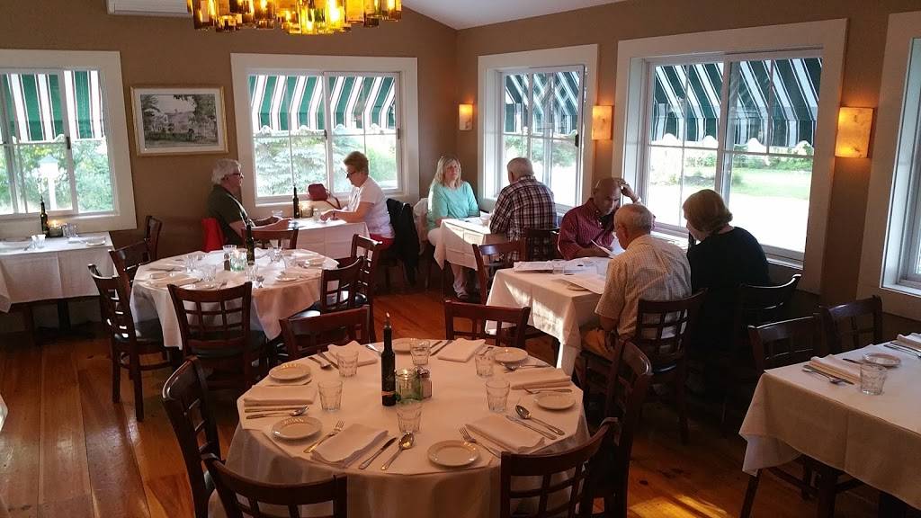 Robertos | restaurant | 200 Shore Rd, Ogunquit, ME 03907, USA | 2076468130 OR +1 207-646-8130