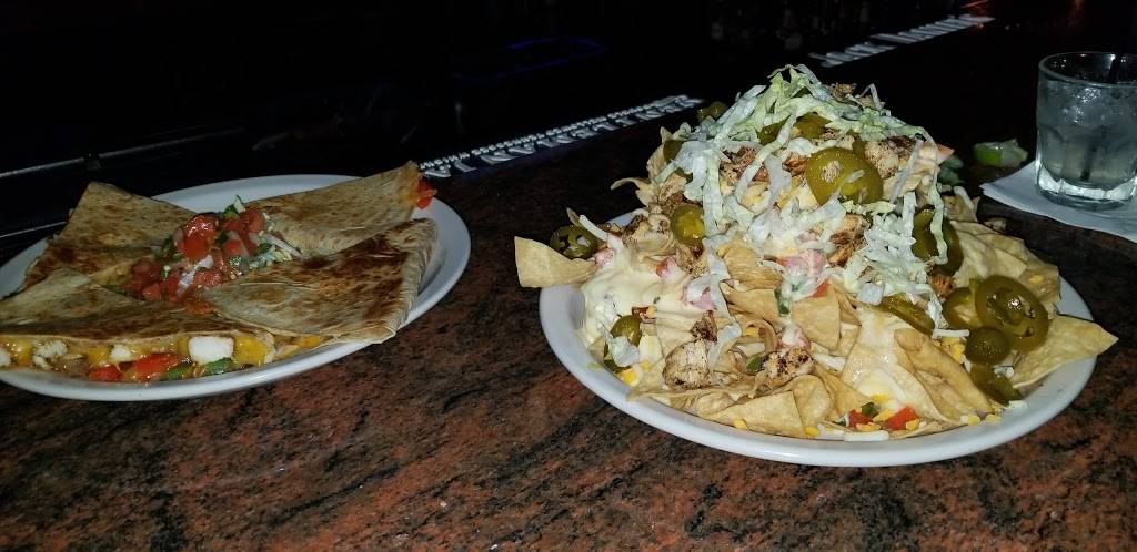 Nicos Bar & Grill | night club | 22610 TX-494 Loop, Kingwood, TX 77339, USA | 2813586653 OR +1 281-358-6653