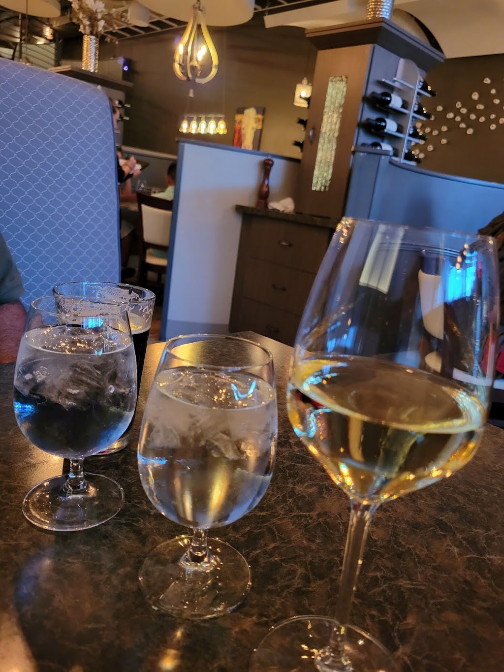 Delmonico Grill | restaurant | 609 Main St, Rapid City, SD 57701, USA | 6057911664 OR +1 605-791-1664