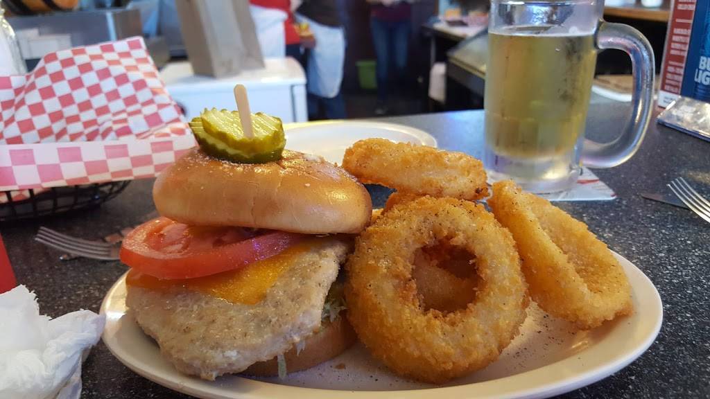 Busters Place | restaurant | 1615 NW Broad St, Murfreesboro, TN 37129, USA | 6158955464 OR +1 615-895-5464