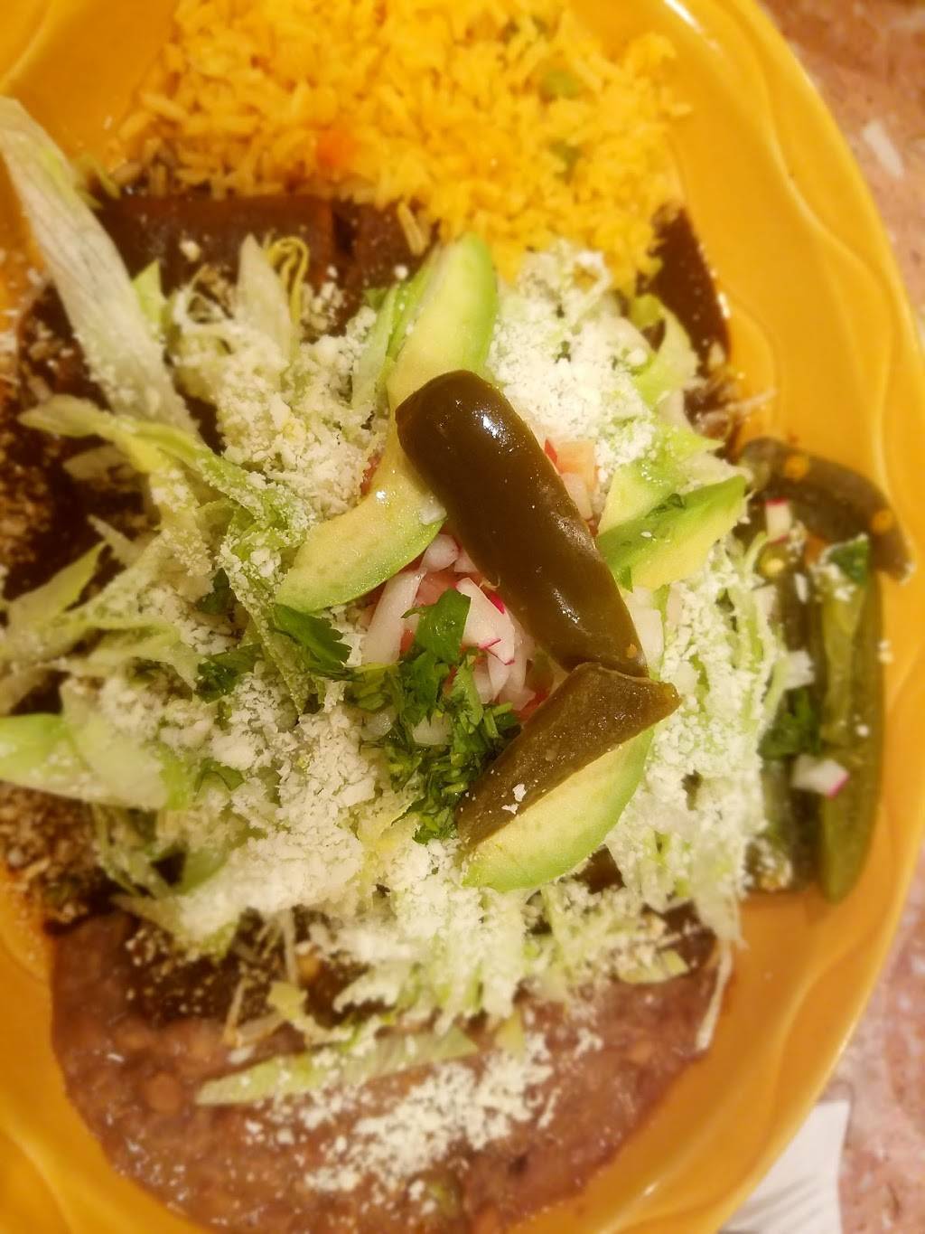 Taqueria La Michoacana | restaurant | 301 E Main St, Norristown, PA 19401, USA | 6102921971 OR +1 610-292-1971