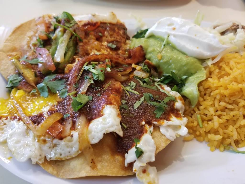 Las Famosas | restaurant | 2635 E Tropicana Ave, Las Vegas, NV 89121, USA | 7024502444 OR +1 702-450-2444