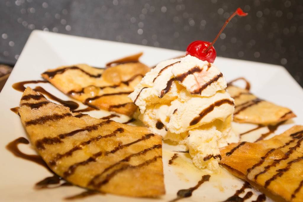 Jalapenos Mexican Restaurant | restaurant | 8840 Abercorn St #5, Savannah, GA 31406, USA | 9129200704 OR +1 912-920-0704