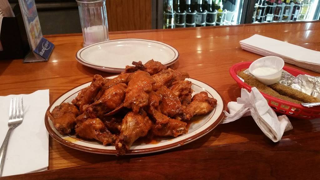 Hangout | restaurant | 704 S Market St, Danville, OH 43014, USA | 7405996085 OR +1 740-599-6085