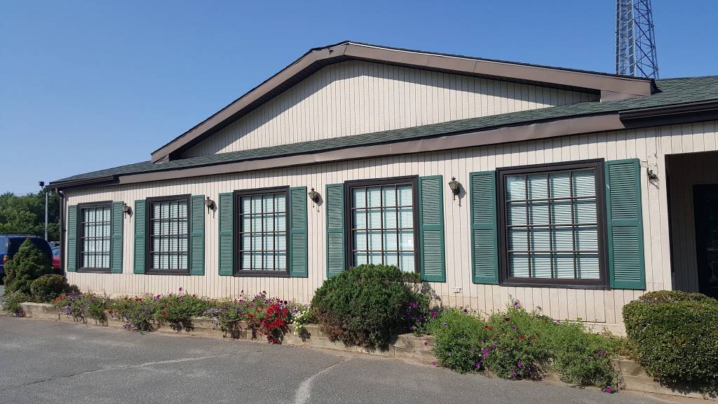 Hotcakes Family Restaurant | restaurant | 238 S Main St, East Windsor, CT 06088, USA | 8606239969 OR +1 860-623-9969