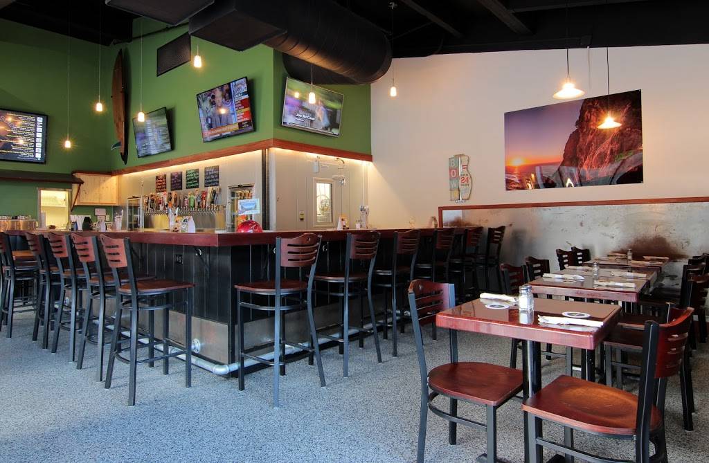 Devils Slide Taproom | restaurant | 5560 Pacific Coast Hwy, Pacifica, CA 94044, USA | 6508988855 OR +1 650-898-8855