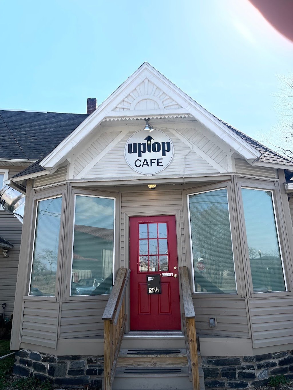 UpTop Cafe | restaurant | 623 1/2 Arch St, Williamsport, PA 17701, USA | 5703222233 OR +1 570-322-2233