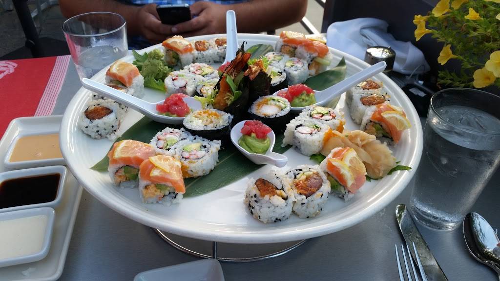 Shaws Crab House | restaurant | 1900 E Higgins Rd, Schaumburg, IL 60173, USA | 8475172722 OR +1 847-517-2722