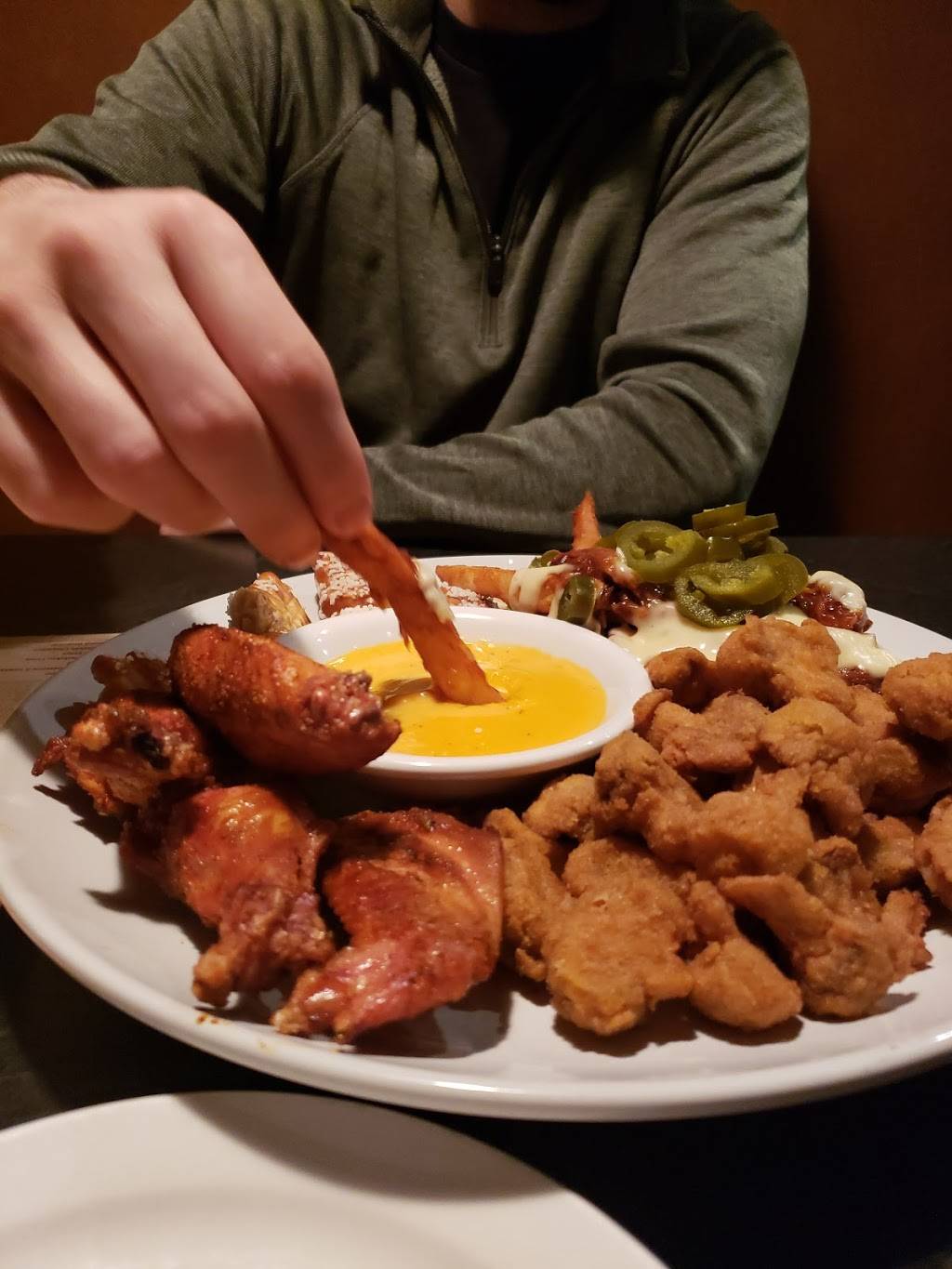 Beechwood Grill | restaurant | 380 Douglas Ave, Holland, MI 49424, USA | 6163962355 OR +1 616-396-2355