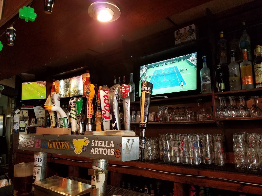 Shamrock Bar & Grill | restaurant | 2633 West Coast Hwy C, Newport Beach, CA 92663, USA | 9496315633 OR +1 949-631-5633