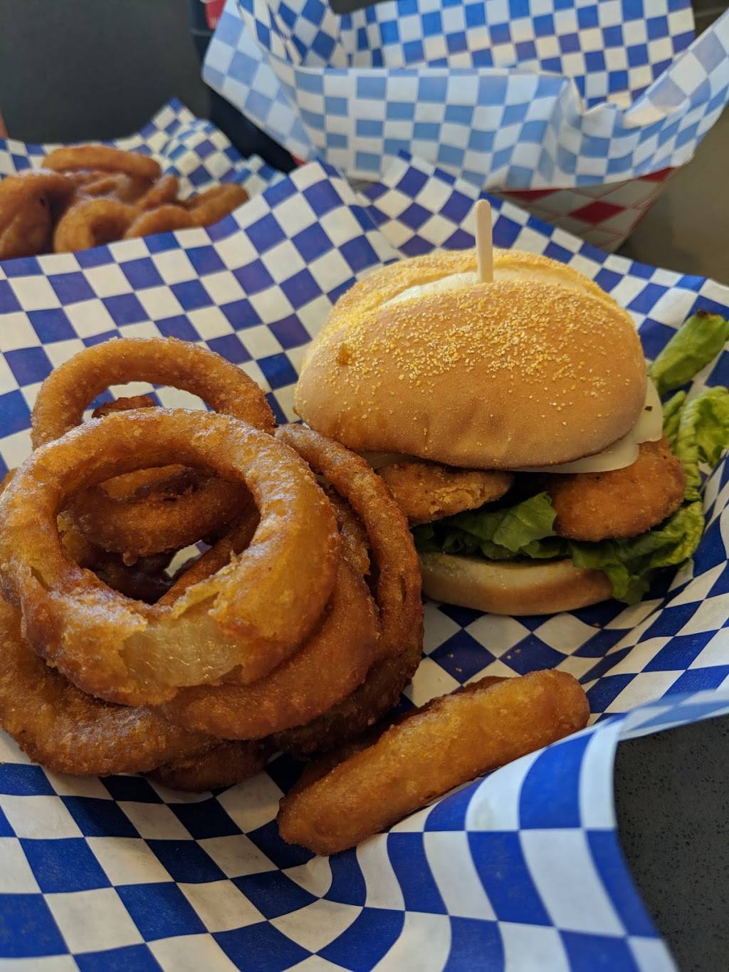 Fowl Play | restaurant | 3850 El Camino Real, Palo Alto, CA 94306, USA | 6503846511 OR +1 650-384-6511