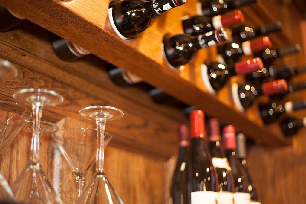 Three Figs | restaurant | 94 Mountain Rd, Suffield, CT 06078, USA | 8606687081 OR +1 860-668-7081