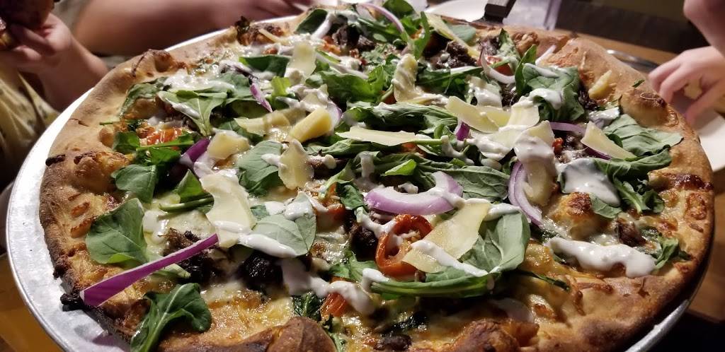 Slice Pizza & Brewhouse | restaurant | 3104 Timberlake Dr, Vestavia Hills, AL 35243, USA | 2055575423 OR +1 205-557-5423