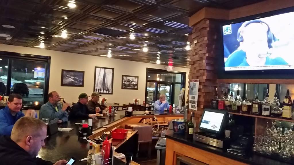 Lumberyard Bar & Grill | restaurant | 1651 N Central Ave, Marshfield, WI 54449, USA | 7153871920 OR +1 715-387-1920