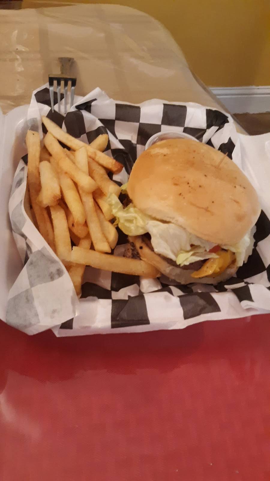 Alamo Bar & Grill | restaurant | 7846 Fallbrook Dr, Houston, TX 77086, USA | 2815377647 OR +1 281-537-7647