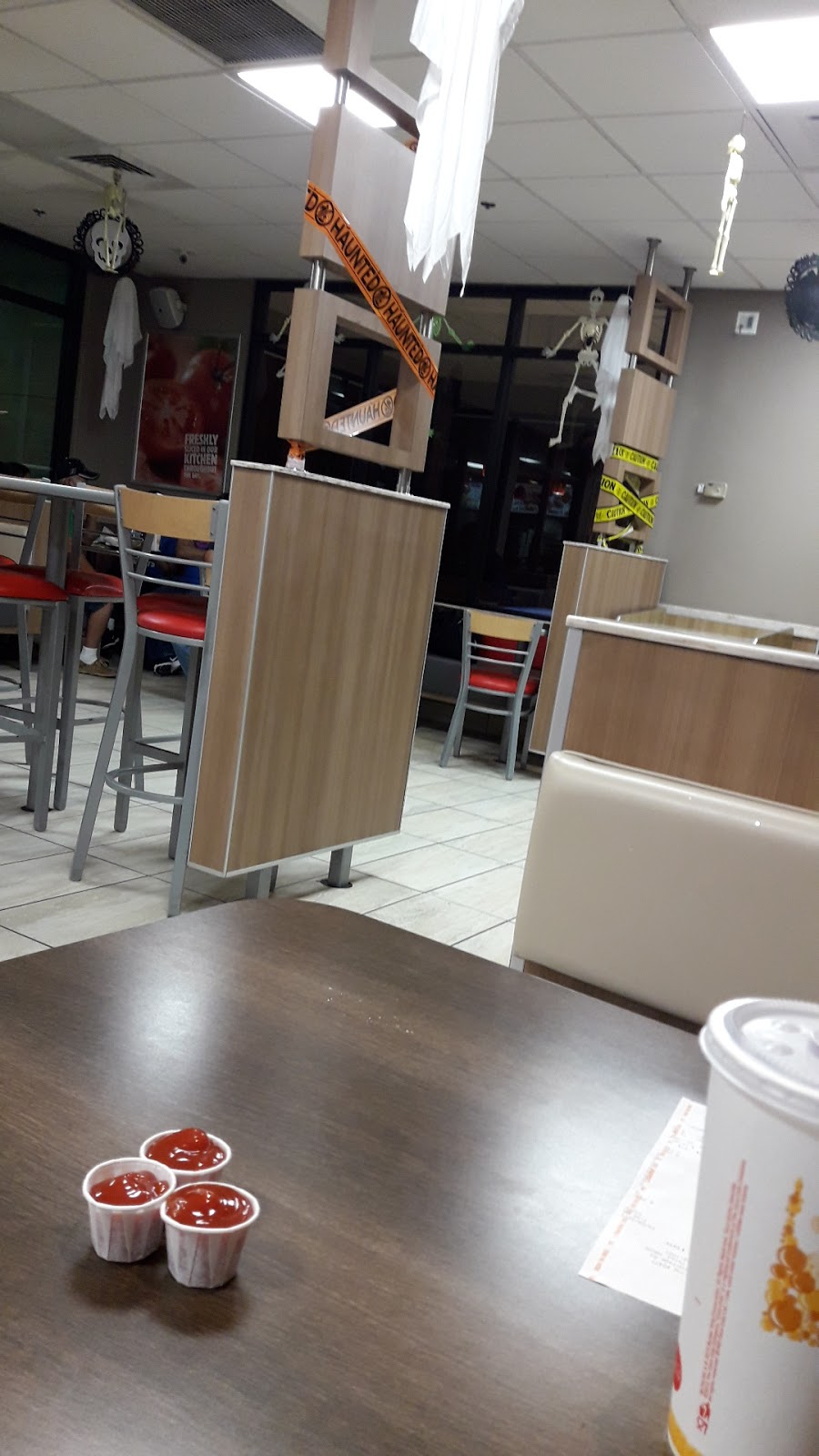 Burger King | restaurant | 925 Frontage Rd, Brownsville, TX 78521, USA | 9565421001 OR +1 956-542-1001