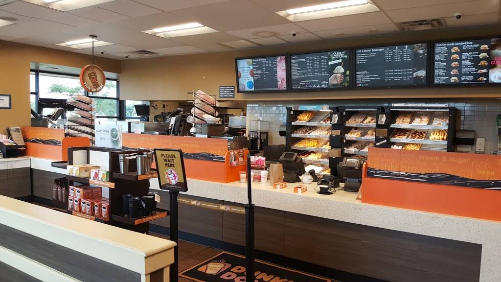 Dunkin | bakery | 17330 FL-50, Clermont, FL 34711, USA | 4076543363 OR +1 407-654-3363