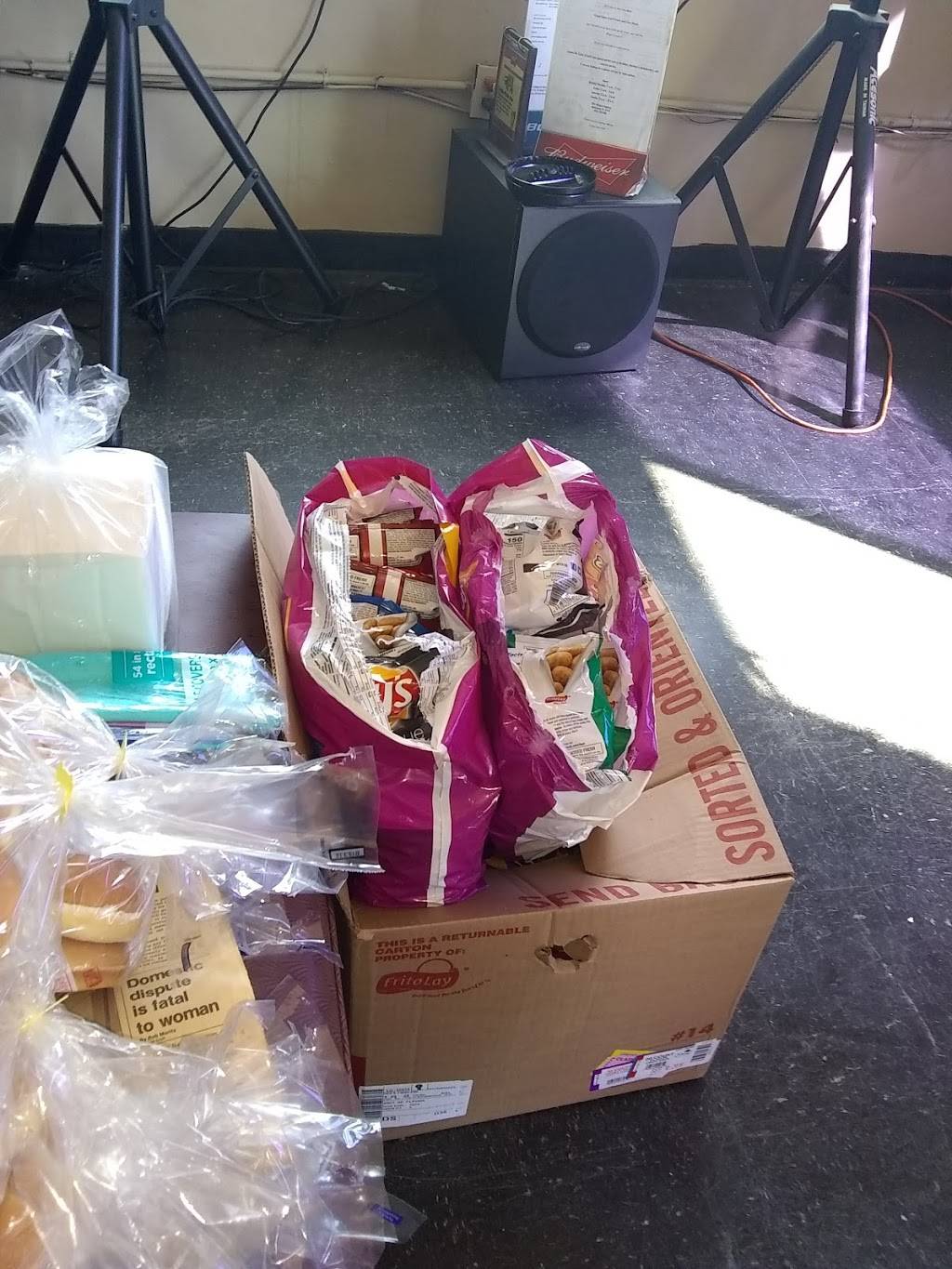 Just One More Bar And Grill | restaurant | 3261 Hillsboro Hwy, Manchester, TN 37355, USA | 9317289308 OR +1 931-728-9308