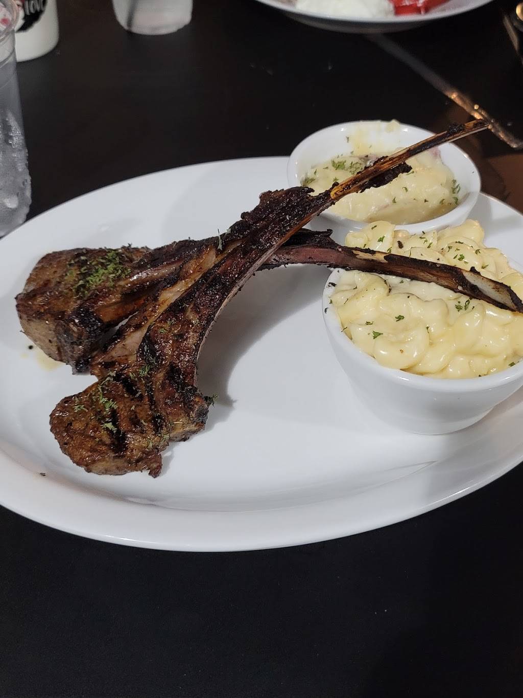 Rosalie & Main | meal takeaway | 3101 Main St, Houston, TX 77002, USA | 8326590012 OR +1 832-659-0012