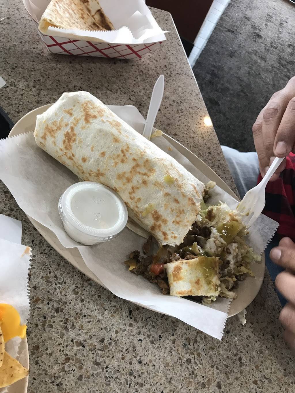 Taco Burrito King | restaurant | 11 E Oakton St, Des Plaines, IL 60018, USA | 8476998400 OR +1 847-699-8400