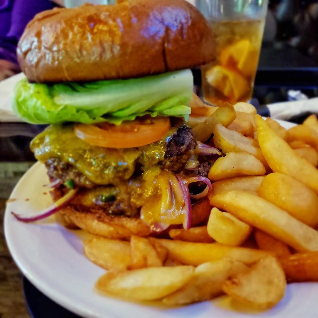 Londons Pub & Grill | restaurant | 11651 Artesia Blvd, Artesia, CA 90701, USA | 5628603800 OR +1 562-860-3800