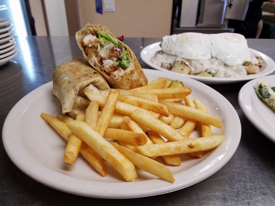 Breakfast Station | restaurant | 3754 Roscommon Dr, Ormond Beach, FL 32174, USA | 3862389504 OR +1 386-238-9504