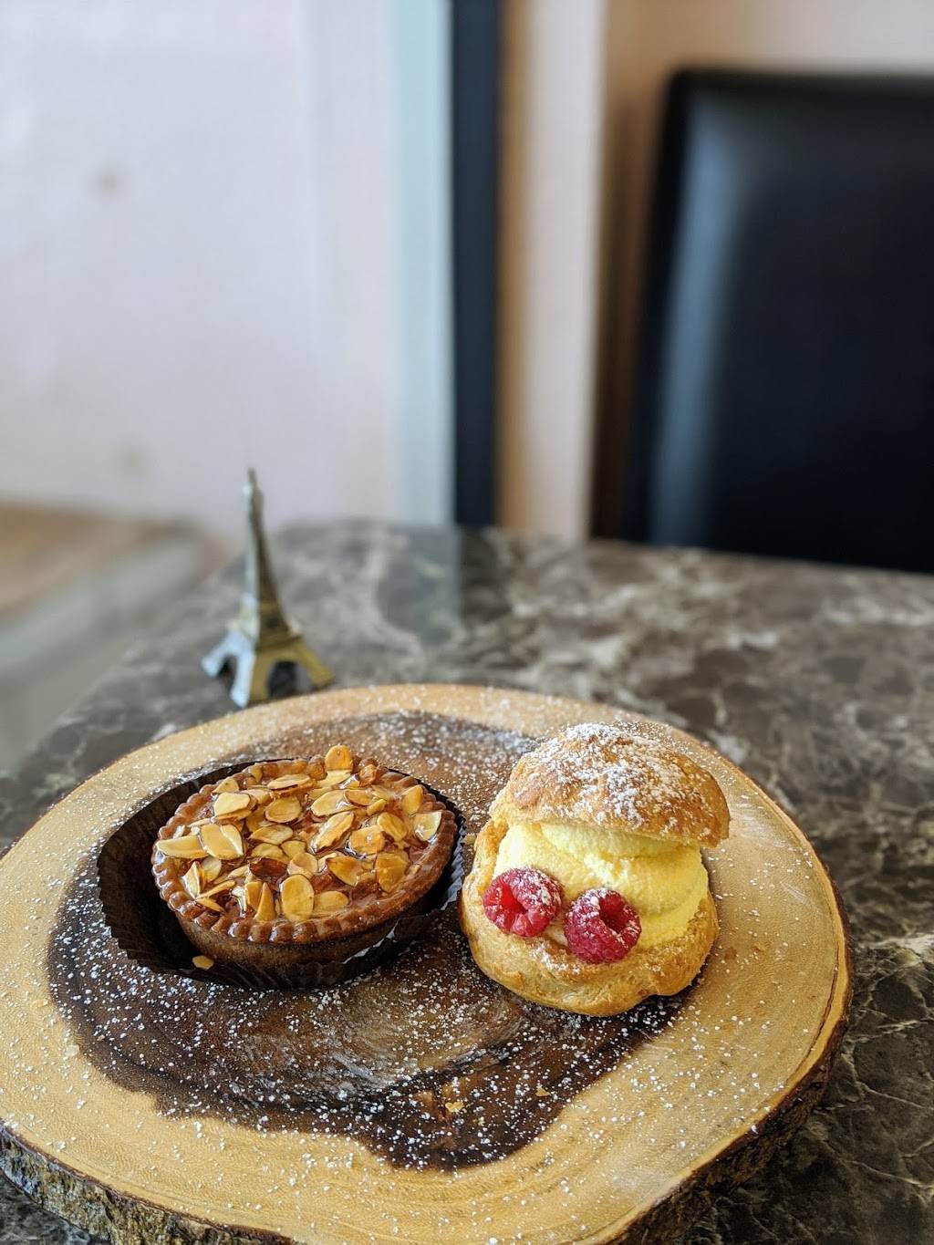 Rendez Vous French Bakery and Cafe | restaurant | 3330 East Coast Hwy, Corona Del Mar, CA 92625, USA | 9497918730 OR +1 949-791-8730