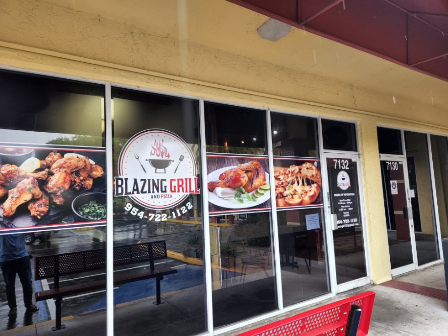 Blazing Grill and Pizza | restaurant | 7132 N Nob Hill Rd, Tamarac, FL 33321, USA | 9547221122 OR +1 954-722-1122