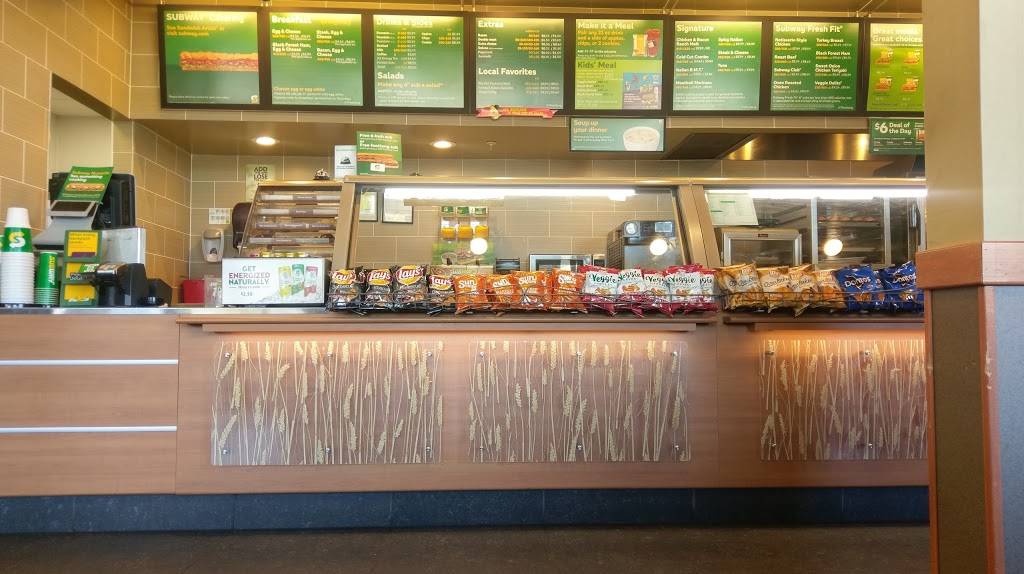 Subway Restaurants | restaurant | 647 Irwin Street, Unit C, The Shamrock Center, San Rafael, CA 94901, USA | 4154549990 OR +1 415-454-9990