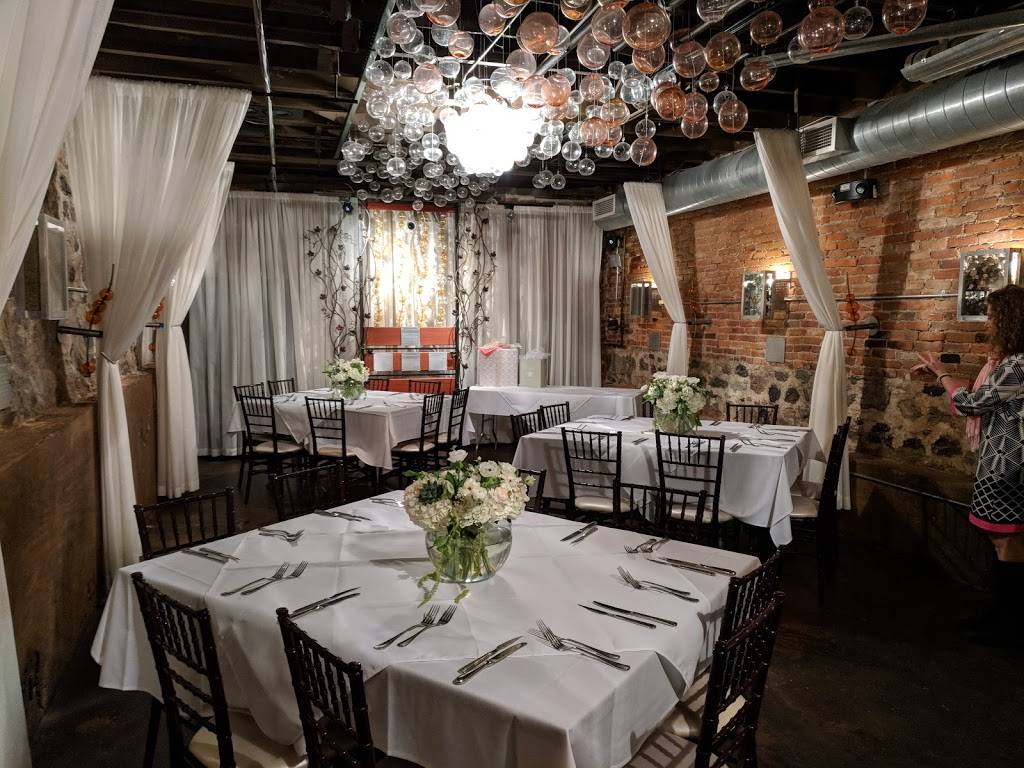 Vinology Restaurant & Event Space | restaurant | 110 S Main St, Ann Arbor, MI 48104, USA | 7342229841 OR +1 734-222-9841