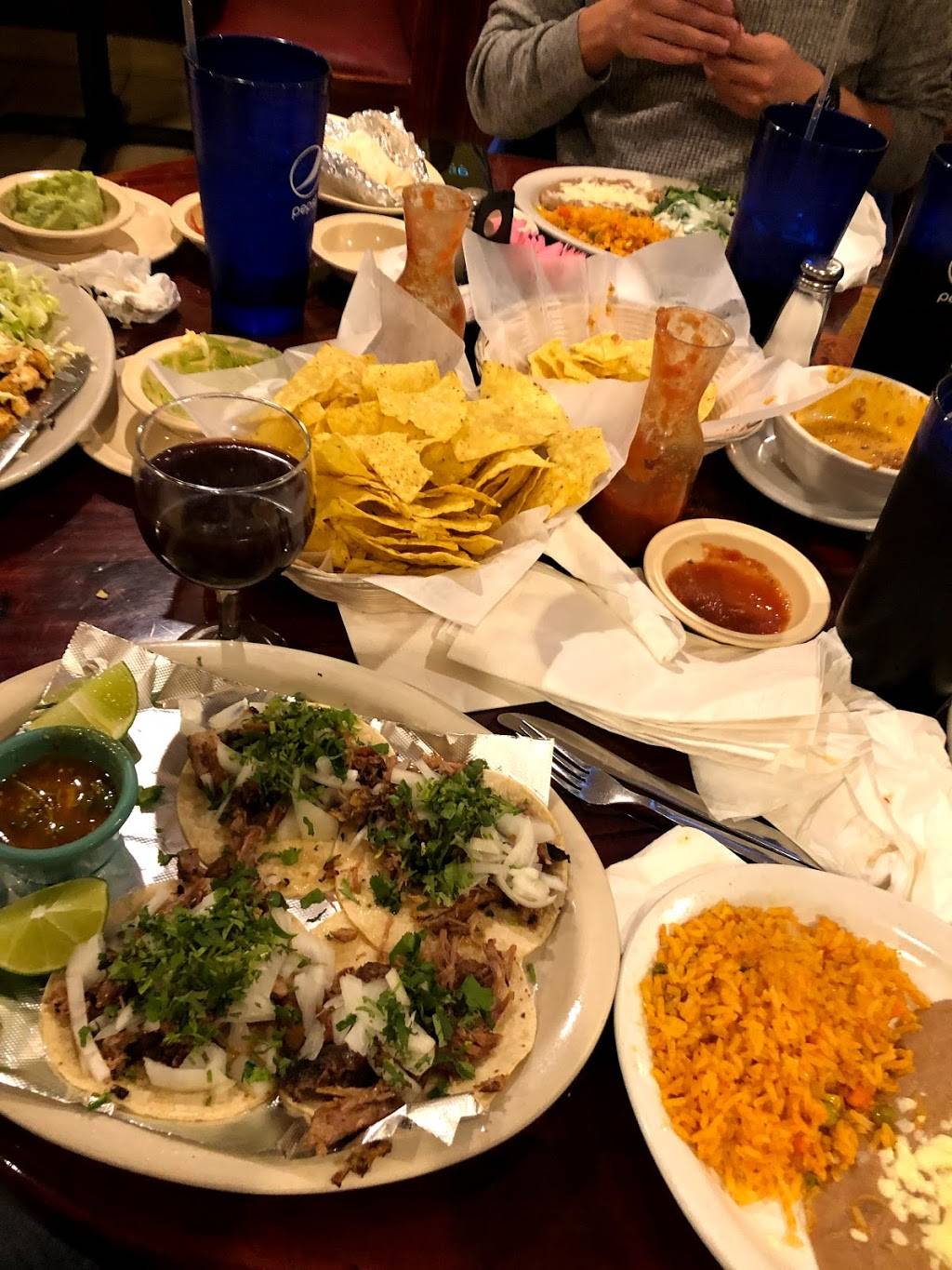 Vallarta Mexican Restaurant | restaurant | 16461 Village Plaza View Dr, Ballwin, MO 63011, USA | 6362739238 OR +1 636-273-9238