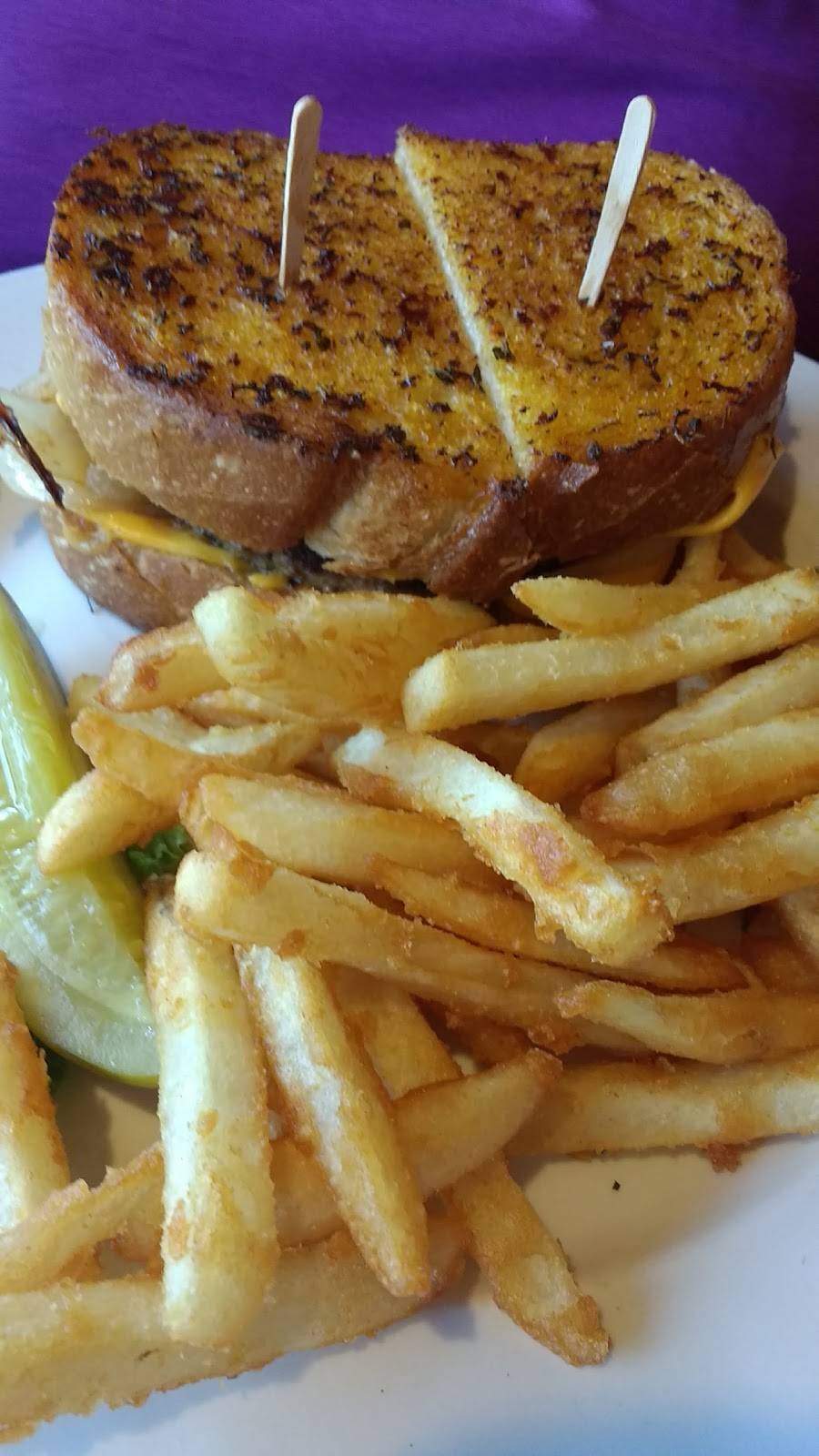 Goodfellas Cafe | cafe | 1090 Pomona Rd, Corona, CA 92882, USA | 9513401130 OR +1 951-340-1130