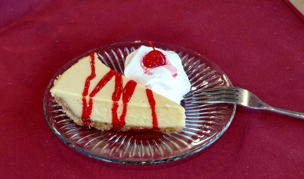 Sandpiper Grille | restaurant | 1702 S Pebble Beach Blvd, Sun City Center, FL 33573, USA | 8136347900 OR +1 813-634-7900