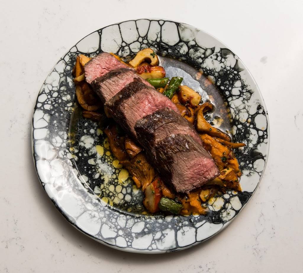 The Lakehouse | restaurant | 10455 NE 5th Pl, Bellevue, WA 98004, USA | 4254547076 OR +1 425-454-7076