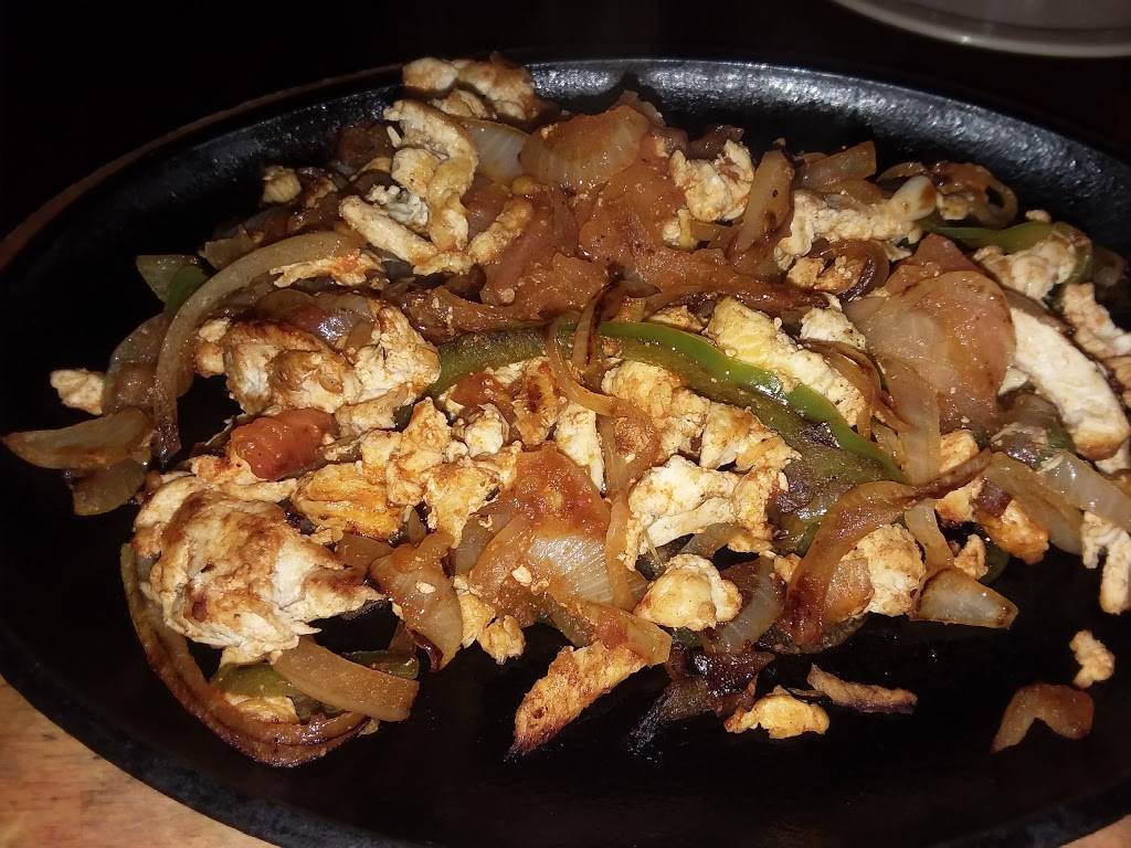 Don Carlos Authentic Mexican Restaurant And Taqueria | restaurant | 3049 William St, Cape Girardeau, MO 63703, USA | 5733328226 OR +1 573-332-8226