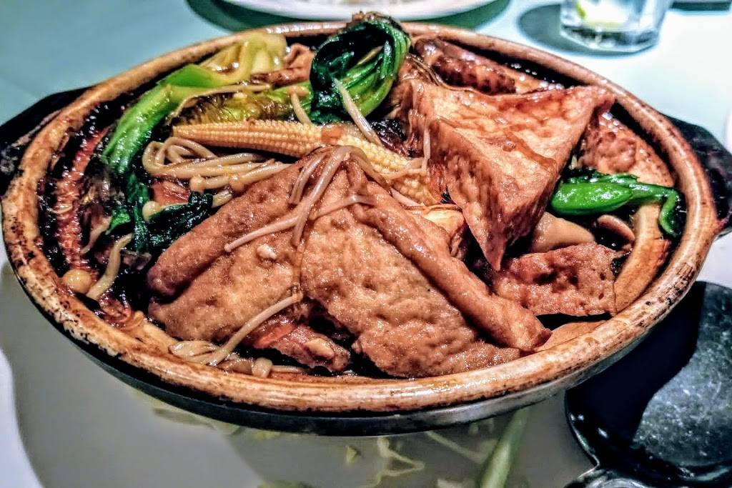 Hoongs Palace | restaurant | 10333 E Costilla Ave, Englewood, CO 80112, USA | 3037925528 OR +1 303-792-5528