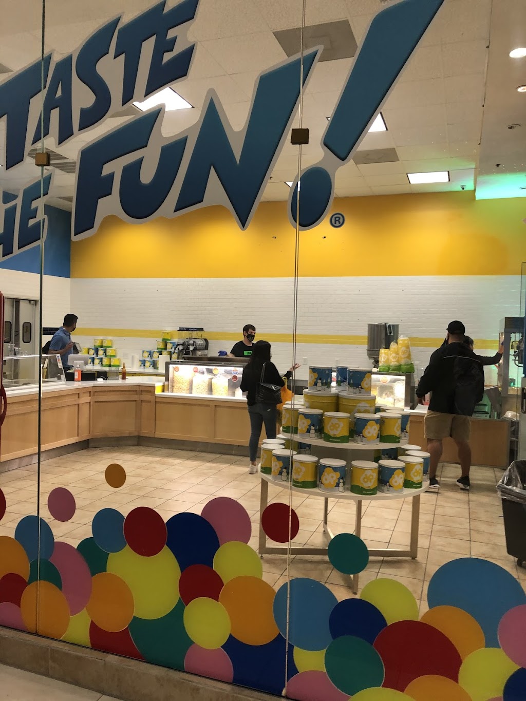 Doc popcorn Dippin Dots RGV | restaurant | 2200 S 10th St G04, McAllen, TX 78503, USA | 9566559178 OR +1 956-655-9178