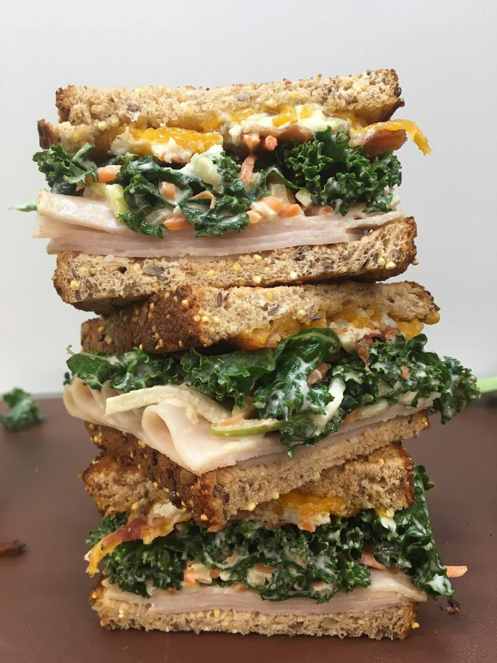 Tropical Smoothie Cafe | restaurant | 15933 Antioch Rd, Overland Park, KS 66223, USA | 9137774434 OR +1 913-777-4434