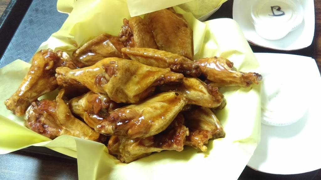 Jimmys Wings | restaurant | 2050 Youngfield St, Lakewood, CO 80215, USA | 3032380454 OR +1 303-238-0454