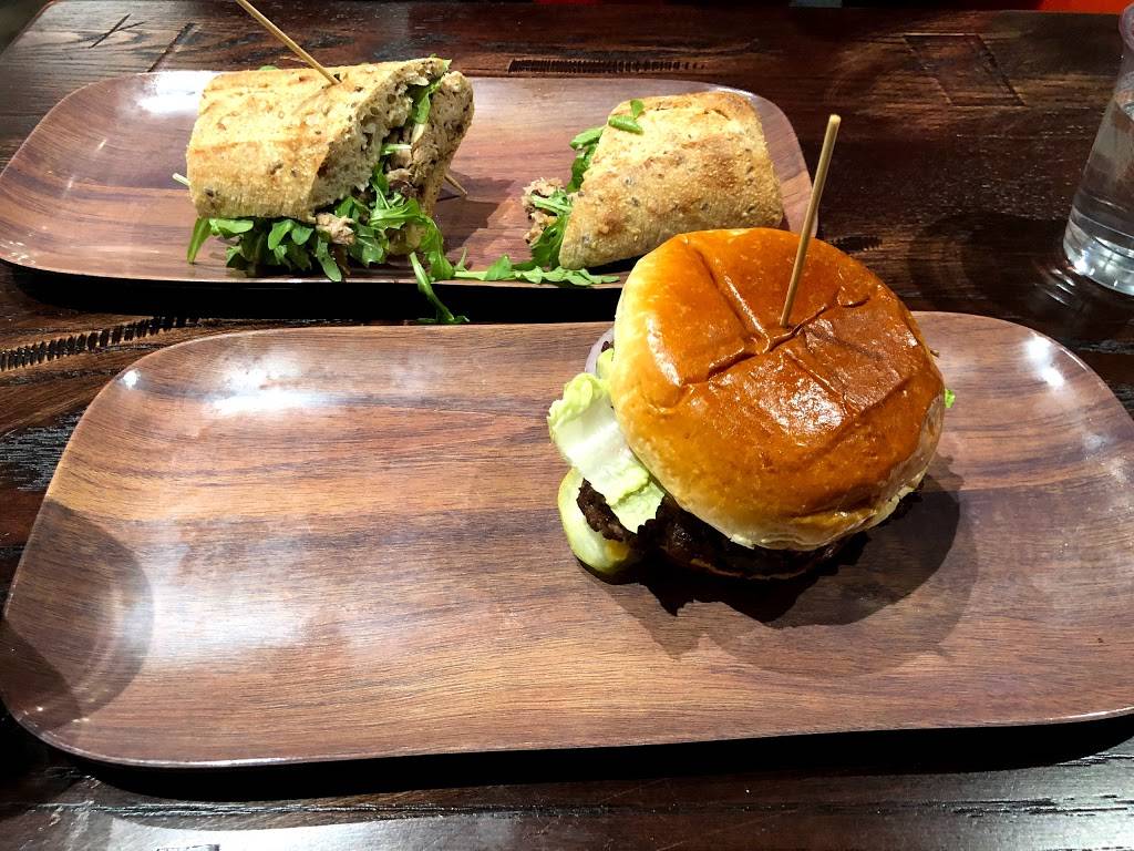 Buona | restaurant | 613 N McClurg Ct, Chicago, IL 60611, USA | 3126430677 OR +1 312-643-0677