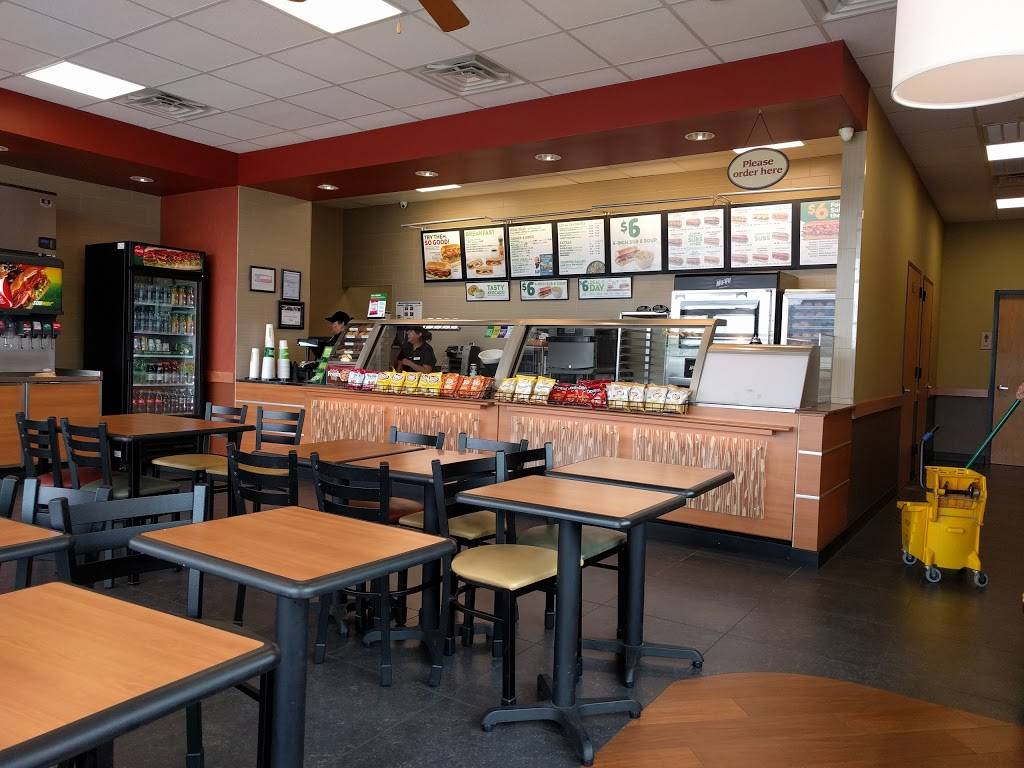 Subway Restaurants | restaurant | B, 802 Rankin Rd Space 1, Houston, TX 77073, USA | 2816454455 OR +1 281-645-4455